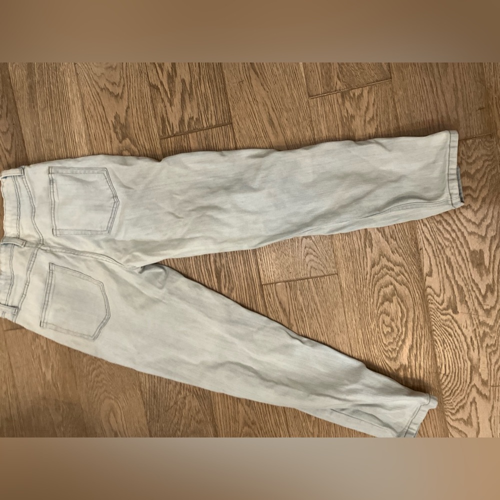 WILDFABLE MOM JEANS LIGHTWASHED - Picture 2 of 4
